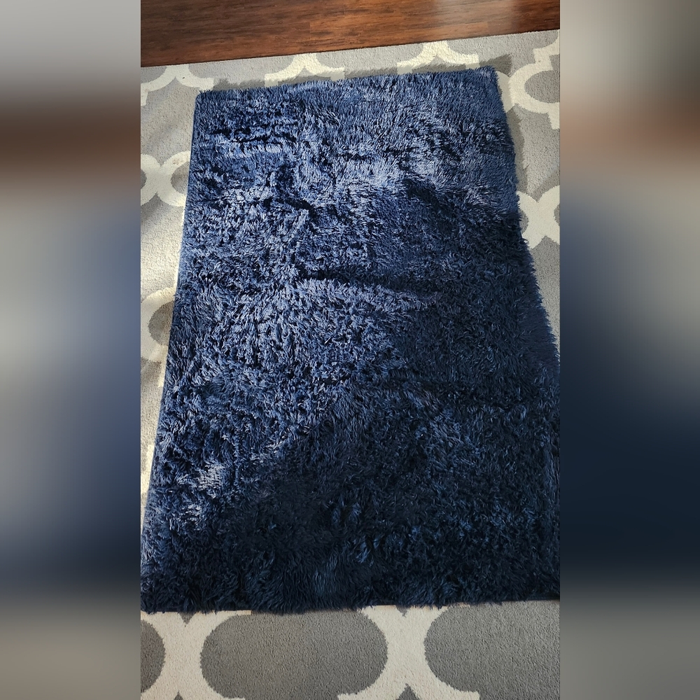 6×4 Blue Shag Rug - Picture 2 of 5